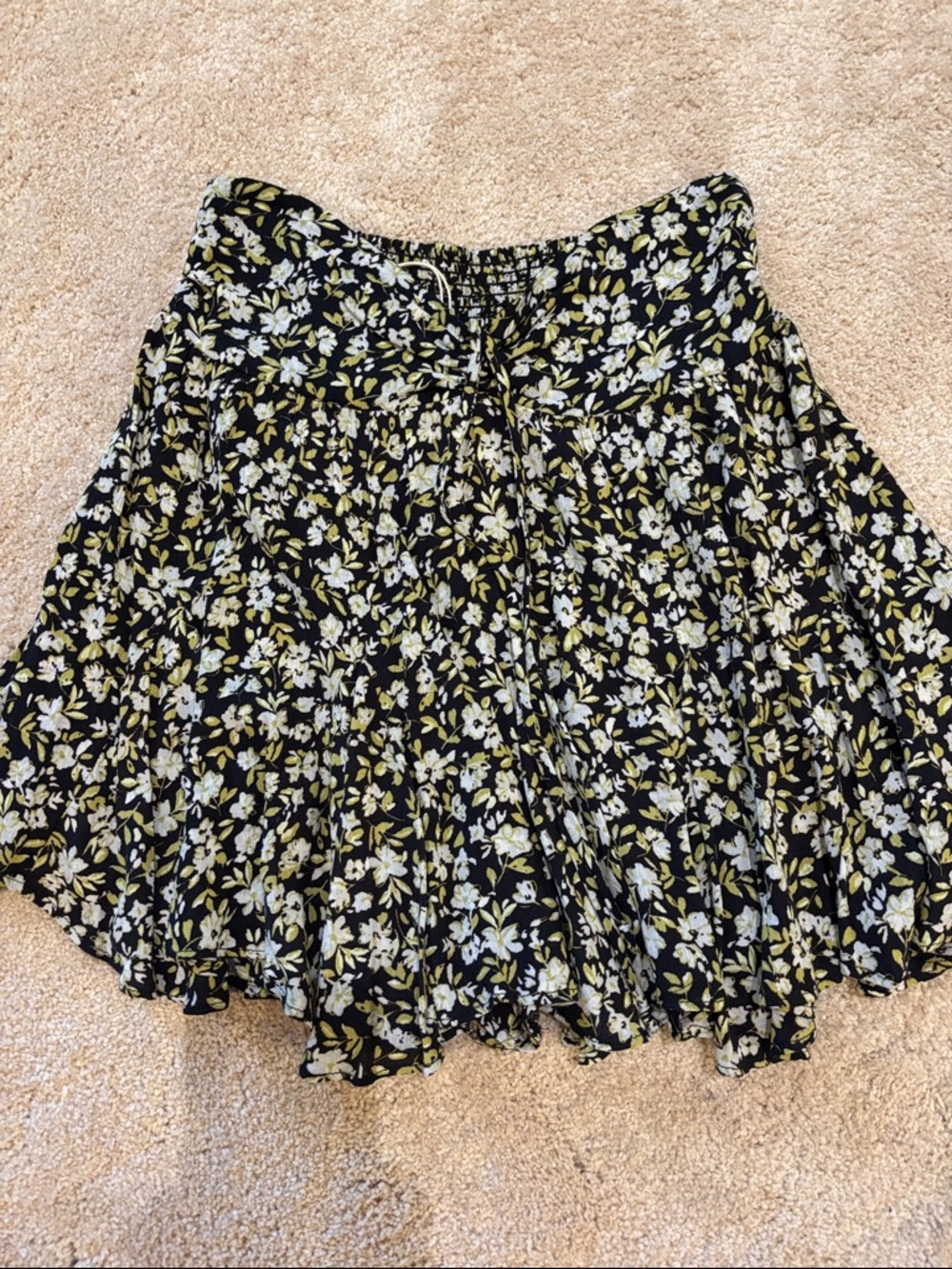 Floral Black & Olive Smocked Waist Women's Shorts